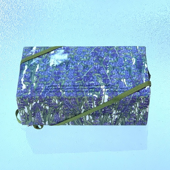 Lavender Sapone Vegetale Bar Soap - Picture 4 of 7